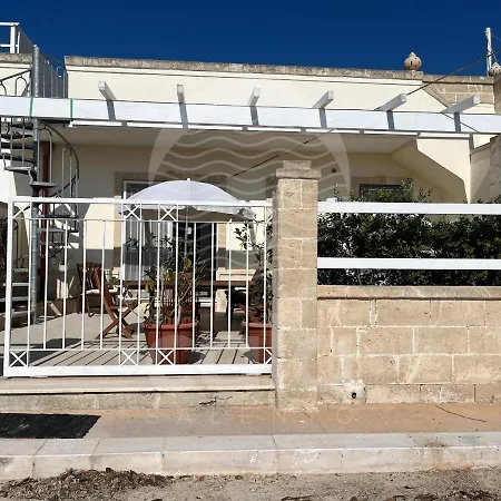 Апартаменты Light N 1 - Fronte Mare By Cala Salento Порто-Чезарео